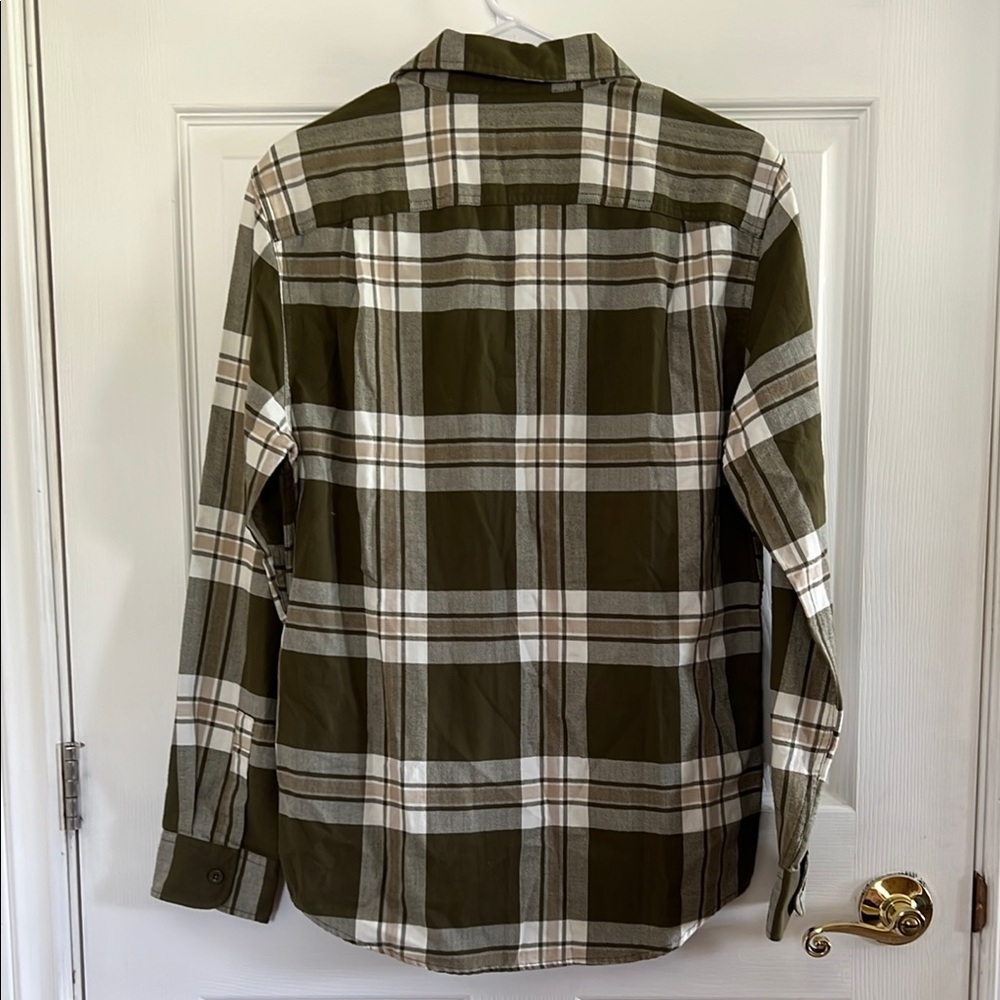 American Eagle Green and White Casual Button Down Shirt - Picture 7 of 7